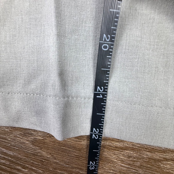 Peter Millar Men's Shackleford Performance Hybrid Shorts NWT Sz 44 Gray Golf - Picture 4 of 16